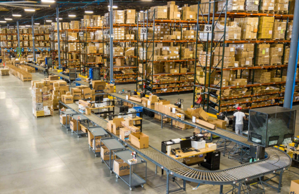 Packing_Conveyor_Warehouse